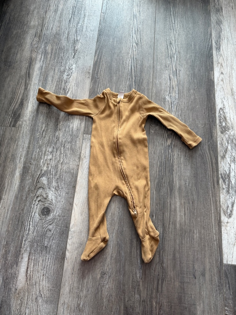 Old‎ Navy Baby Ribbed Zip-Front Footed One-Piece - Camel